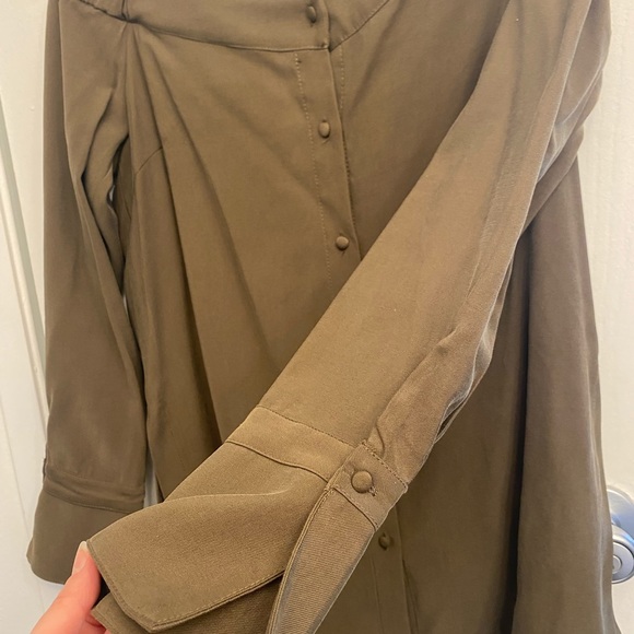 DO+BE off the shoulder top - Picture 3 of 5